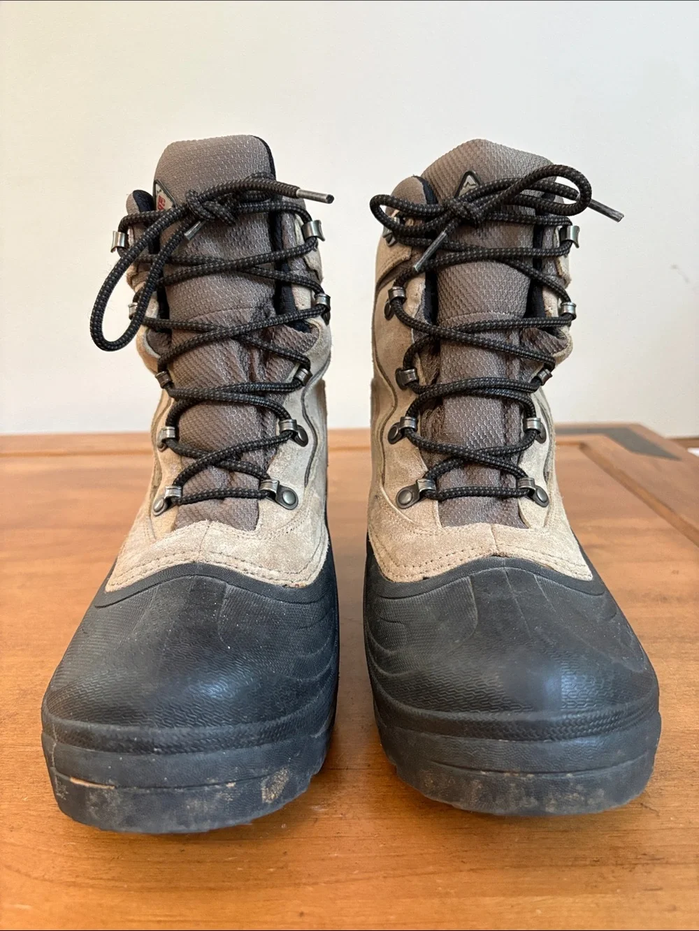 Columbia Cascadian Summit Brown and Black Insulated Winter Boots Size 9